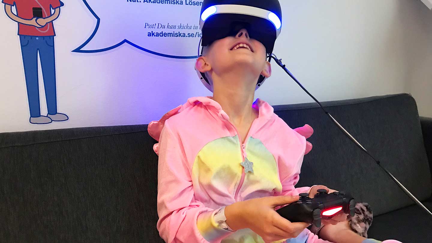 VR